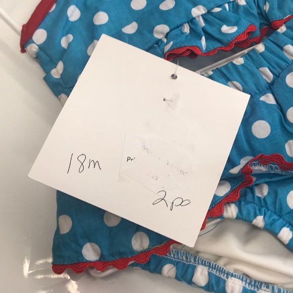 Little Girls 2 Piece Swim suit Castles and Crowns - Picture 3 of 6